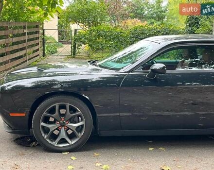 Додж Челенджер 2018 в Киеве на Automoto.ua Черный Додж Челенджер, объемом двигателя 3.6 л и пробегом 137 тыс. км за 21290 $, фото 7 на Automoto.ua