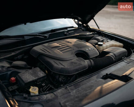 Черный Додж Челенджер, объемом двигателя 3.6 л и пробегом 86 тыс. км за 22500 $, фото 11 на Automoto.ua