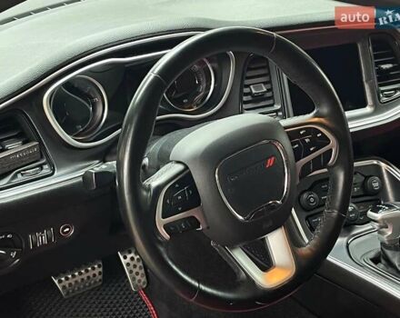 Додж Челенджер 2018 в Киеве на Automoto.ua Черный Додж Челенджер, объемом двигателя 3.6 л и пробегом 137 тыс. км за 21290 $, фото 20 на Automoto.ua