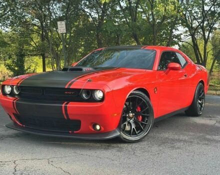 Чорний Додж Challenger, об'ємом двигуна 6.4 л та пробігом 80 тис. км за 20000 $, фото 2 на Automoto.ua