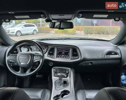 Черный Додж Челенджер, объемом двигателя 3.6 л и пробегом 115 тыс. км за 17990 $, фото 20 на Automoto.ua