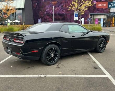 Черный Додж Челенджер, объемом двигателя 3.6 л и пробегом 115 тыс. км за 17990 $, фото 6 на Automoto.ua