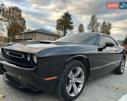 Черный Додж Челенджер, объемом двигателя 3.6 л и пробегом 161 тыс. км за 16900 $, фото 12 на Automoto.ua