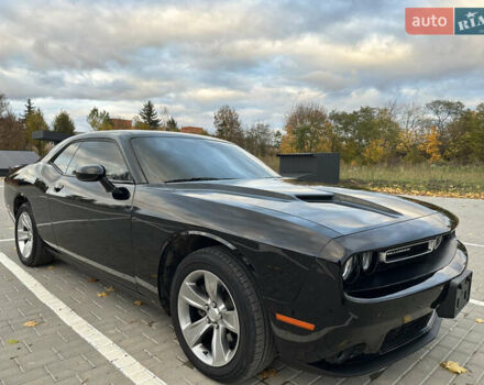 Черный Додж Челенджер, объемом двигателя 3.6 л и пробегом 161 тыс. км за 16900 $, фото 11 на Automoto.ua