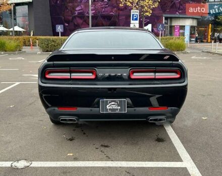 Черный Додж Челенджер, объемом двигателя 3.6 л и пробегом 115 тыс. км за 17990 $, фото 5 на Automoto.ua