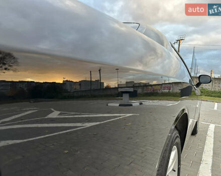 Черный Додж Челенджер, объемом двигателя 3.6 л и пробегом 161 тыс. км за 16900 $, фото 14 на Automoto.ua