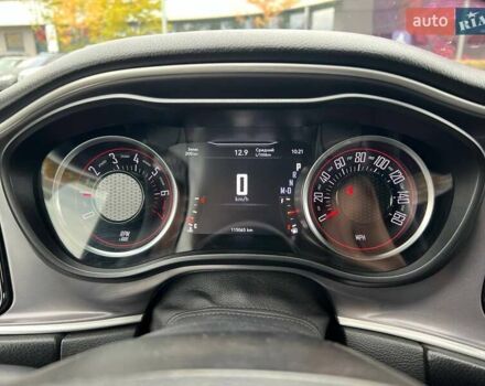 Черный Додж Челенджер, объемом двигателя 3.6 л и пробегом 115 тыс. км за 17990 $, фото 14 на Automoto.ua