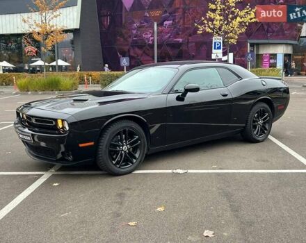 Черный Додж Челенджер, объемом двигателя 3.6 л и пробегом 115 тыс. км за 17990 $, фото 3 на Automoto.ua