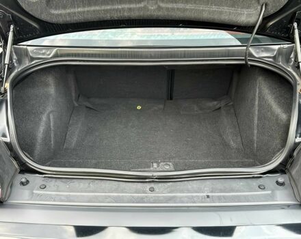 Черный Додж Челенджер, объемом двигателя 6.2 л и пробегом 31 тыс. км за 43200 $, фото 13 на Automoto.ua