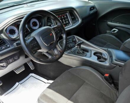Додж Челенджер 2021 в Львове на Automoto.ua Черный Додж Челенджер, объемом двигателя 6.4 л и пробегом 28 тыс. км за 9900 $, фото 6 на Automoto.ua