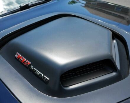 Черный Додж Челенджер, объемом двигателя 6.4 л и пробегом 25 тыс. км за 5800 $, фото 11 на Automoto.ua