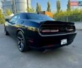 Чорний Додж Challenger, об'ємом двигуна 5.65 л та пробігом 12 тис. км за 38000 $, фото 5 на Automoto.ua