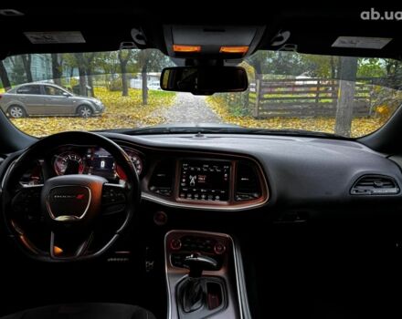 Додж Челенджер 2022 в Киеве на Automoto.ua Черный Додж Челенджер, объемом двигателя 5.7 л и пробегом 92 тыс. км за 35990 $, фото 26 на Automoto.ua