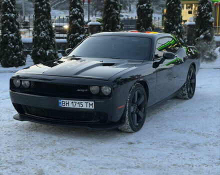 Черный Додж Челенджер, объемом двигателя 3.6 л и пробегом 218 тыс. км за 15000 $, фото 1 на Automoto.ua