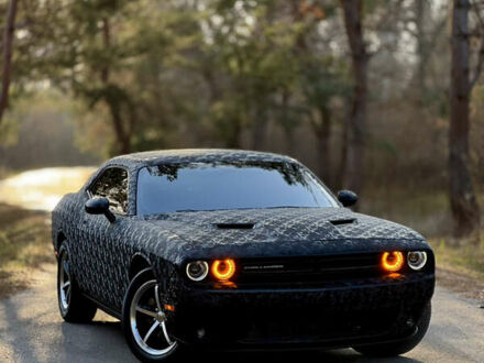 Черный Додж Челенджер, объемом двигателя 3.6 л и пробегом 210 тыс. км за 16500 $, фото 1 на Automoto.ua