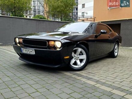 Чорний Додж Challenger, об'ємом двигуна 3.6 л та пробігом 182 тис. км за 14950 $, фото 1 на Automoto.ua
