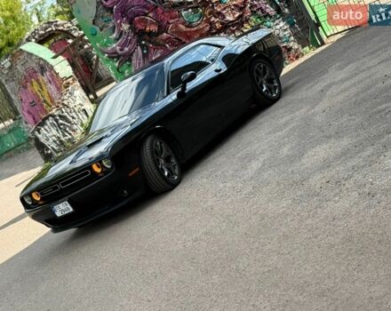 Чорний Додж Challenger, об'ємом двигуна 3.6 л та пробігом 132 тис. км за 16500 $, фото 1 на Automoto.ua