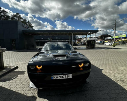 Чорний Додж Challenger, об'ємом двигуна 5.65 л та пробігом 180 тис. км за 21500 $, фото 1 на Automoto.ua