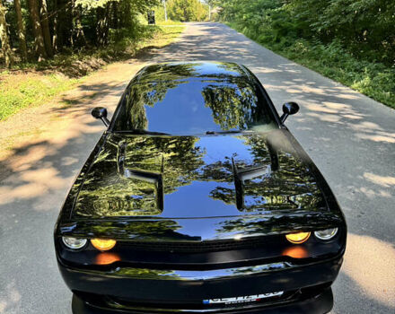Чорний Додж Challenger, об'ємом двигуна 3.61 л та пробігом 220 тис. км за 19000 $, фото 1 на Automoto.ua