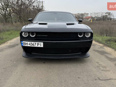 Черный Додж Челенджер, объемом двигателя 3.6 л и пробегом 153 тыс. км за 17000 $, фото 1 на Automoto.ua