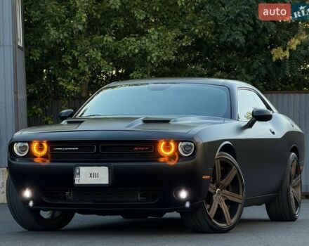 Чорний Додж Challenger, об'ємом двигуна 3.6 л та пробігом 165 тис. км за 16700 $, фото 1 на Automoto.ua