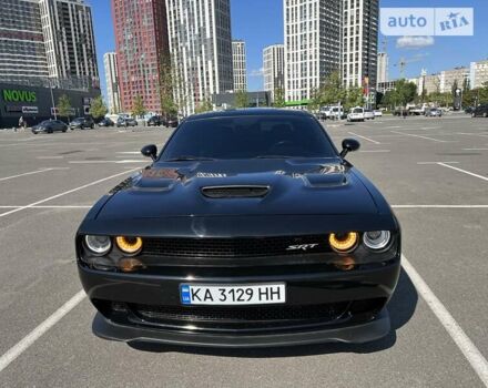 Чорний Додж Challenger, об'ємом двигуна 5.65 л та пробігом 170 тис. км за 21900 $, фото 1 на Automoto.ua