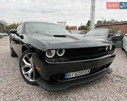 Черный Додж Челенджер, объемом двигателя 3.6 л и пробегом 60 тыс. км за 19700 $, фото 1 на Automoto.ua