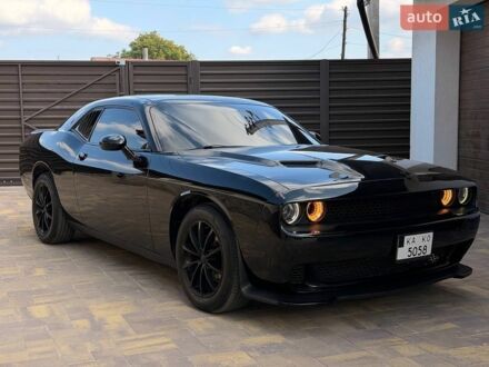 Чорний Додж Challenger, об'ємом двигуна 3.6 л та пробігом 71 тис. км за 15980 $, фото 1 на Automoto.ua
