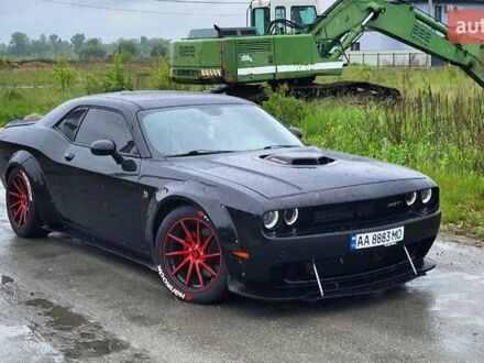 Чорний Додж Challenger, об'ємом двигуна 6.4 л та пробігом 65 тис. км за 37000 $, фото 1 на Automoto.ua