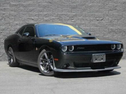 Черный Додж Челенджер, объемом двигателя 6.4 л и пробегом 53 тыс. км за 13900 $, фото 1 на Automoto.ua
