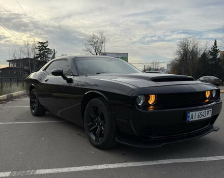 Черный Додж Челенджер, объемом двигателя 3.6 л и пробегом 165 тыс. км за 18000 $, фото 1 на Automoto.ua