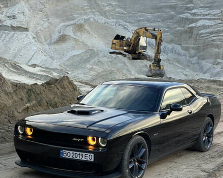 Чорний Додж Challenger, об'ємом двигуна 5.7 л та пробігом 41 тис. км за 29500 $, фото 1 на Automoto.ua