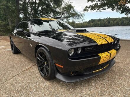 Додж Челенджер 2020 в Кривом Роге на Automoto.ua Черный Додж Челенджер, объемом двигателя 6.4 л и пробегом 48 тыс. км за 14800 $, фото 1 на Automoto.ua