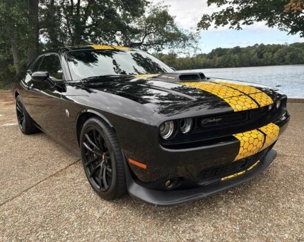 Додж Челенджер 2020 в Кривом Роге на Automoto.ua Черный Додж Челенджер, объемом двигателя 6.4 л и пробегом 48 тыс. км за 14800 $, фото 1 на Automoto.ua