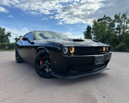 Черный Додж Челенджер, объемом двигателя 6.2 л и пробегом 30 тыс. км за 4900 $, фото 1 на Automoto.ua