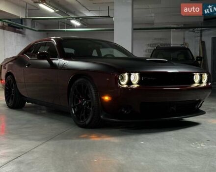 Додж Челенджер 2023 в Киеве на Automoto.ua Коричневый Додж Челенджер, объемом двигателя 5.65 л и пробегом 1 тыс. км за 56000 $, фото 10 на Automoto.ua