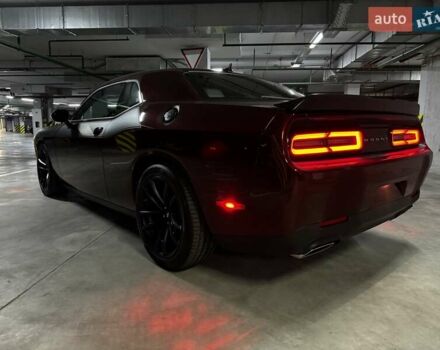 Додж Челенджер 2023 в Киеве на Automoto.ua Коричневый Додж Челенджер, объемом двигателя 5.65 л и пробегом 1 тыс. км за 56000 $, фото 5 на Automoto.ua