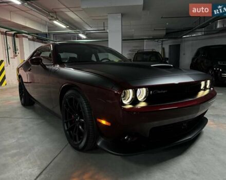 Додж Челенджер 2023 в Киеве на Automoto.ua Коричневый Додж Челенджер, объемом двигателя 5.65 л и пробегом 1 тыс. км за 56000 $, фото 11 на Automoto.ua