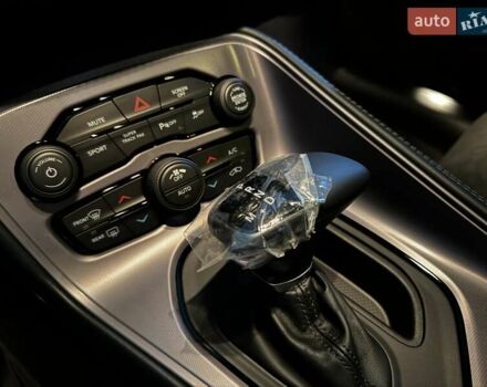 Додж Челенджер 2023 в Киеве на Automoto.ua Коричневый Додж Челенджер, объемом двигателя 5.65 л и пробегом 1 тыс. км за 56000 $, фото 26 на Automoto.ua