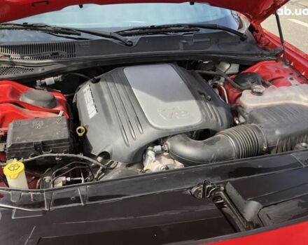 Красный Додж Челенджер, объемом двигателя 5.7 л и пробегом 18 тыс. км за 25900 $, фото 3 на Automoto.ua