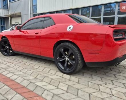 Червоний Додж Challenger, об'ємом двигуна 3.6 л та пробігом 124 тис. км за 15700 $, фото 2 на Automoto.ua