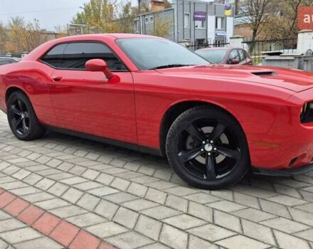 Червоний Додж Challenger, об'ємом двигуна 3.6 л та пробігом 124 тис. км за 15700 $, фото 4 на Automoto.ua