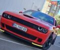 Красный Додж Челенджер, объемом двигателя 5.65 л и пробегом 88 тыс. км за 21000 $, фото 7 на Automoto.ua