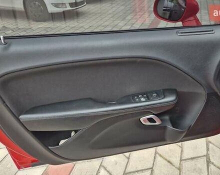 Червоний Додж Challenger, об'ємом двигуна 3.6 л та пробігом 124 тис. км за 15700 $, фото 11 на Automoto.ua