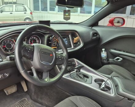 Червоний Додж Challenger, об'ємом двигуна 3.6 л та пробігом 124 тис. км за 15700 $, фото 5 на Automoto.ua