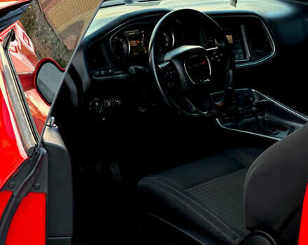 Красный Додж Челенджер, объемом двигателя 3.6 л и пробегом 159 тыс. км за 17200 $, фото 43 на Automoto.ua