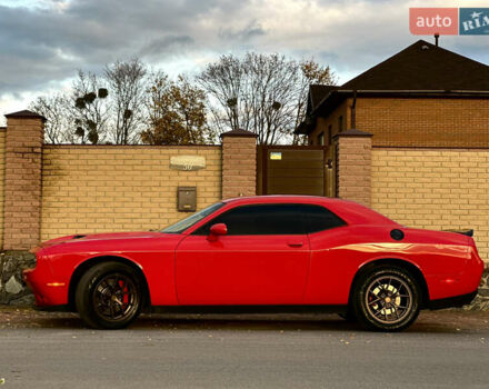 Красный Додж Челенджер, объемом двигателя 3.6 л и пробегом 159 тыс. км за 17200 $, фото 11 на Automoto.ua