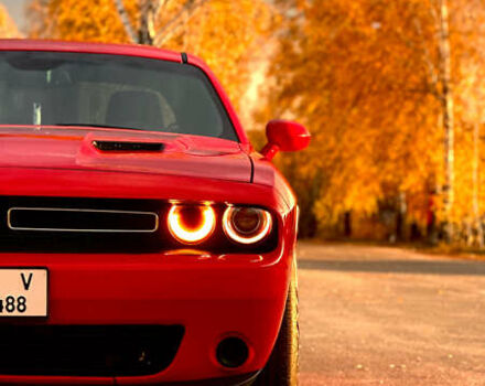 Красный Додж Челенджер, объемом двигателя 3.6 л и пробегом 159 тыс. км за 17200 $, фото 59 на Automoto.ua