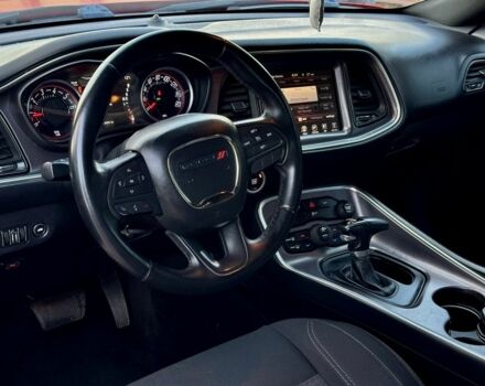 Додж Челенджер 2016 в Кропивницком (Кировограде) на Automoto.ua Красный Додж Челенджер, объемом двигателя 3.6 л и пробегом 160 тыс. км за 17200 $, фото 4 на Automoto.ua