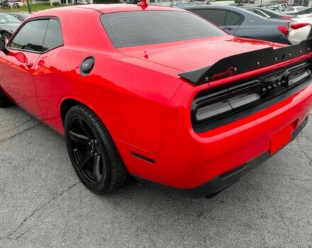 Додж Челенджер 2017 в Киеве на Automoto.ua Красный Додж Челенджер, объемом двигателя 6.2 л и пробегом 61 тыс. км за 9500 $, фото 5 на Automoto.ua